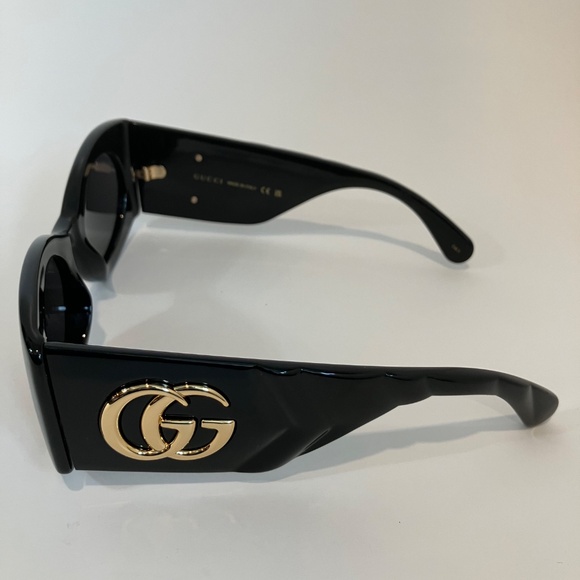 Authentic Gucci GG0810S 001 Ladies Sunglasses main image 2